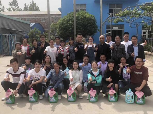 鄭州賦安防火門五一勞動節(jié)發(fā)福利了！