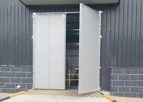 超大防火門和普通防火門的區(qū)別是什么？